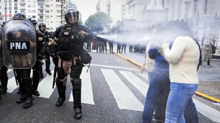 Juventudes reclaman a peronistas acción, “la revolución será con las mujeres a la cabeza”