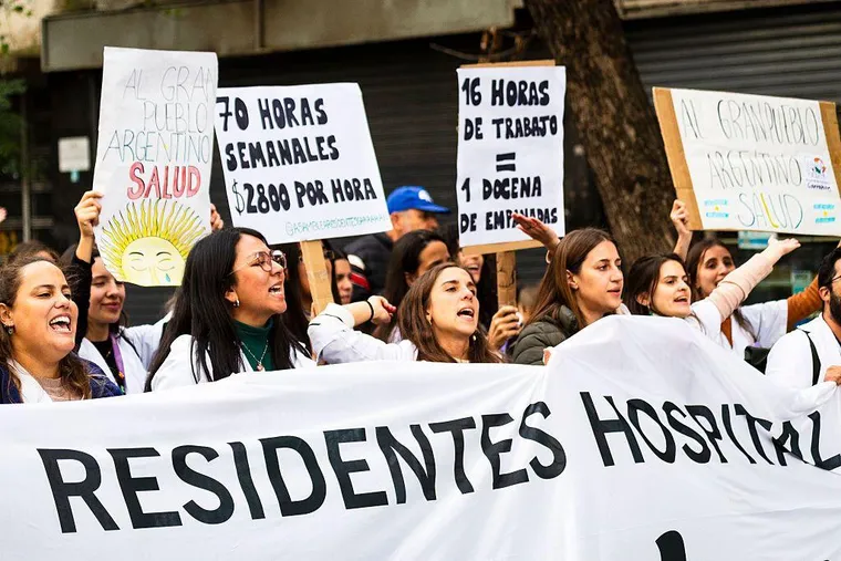 protesta residentes médicos