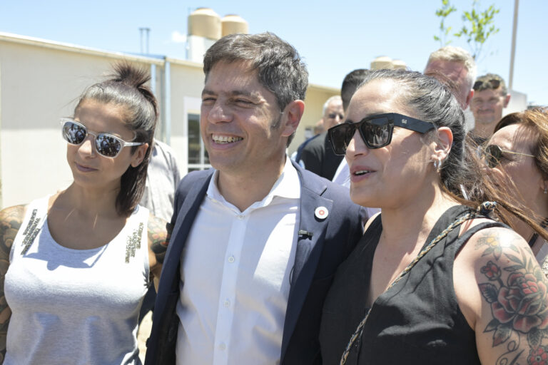Kicillof recorrió los avances de las obras del plan hídrico