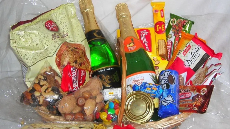 La canasta navideña aumentó 27% y la decoración 12% respecto a 2024