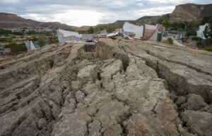 Nuevo deslizamiento en el Cerro Hermitte de Comodoro Rivadavia