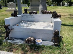 San Pablo permitirá enterrar a mascotas con sus dueños