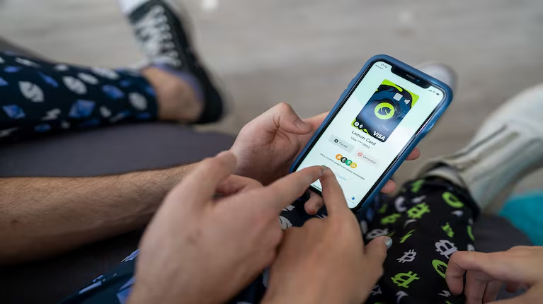 Se aumentará el control sobre billeteras virtuales para monedas extranjeras y cripto