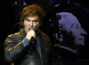 Cele Fierro: “Se dedicó mucho a cantar este verano el Presidente”