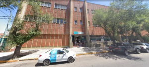 Una bebé de un año fue atropellada por su padre en Miramar y está en grave estado