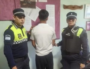 Un alumno de 17 años llevó un revólver cargado al colegio en Tucumán