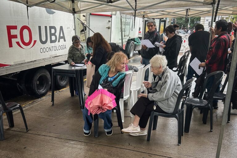 Más de 6000 personas se atendieron de manera gratuita en el paro a la japonesa de la UBA