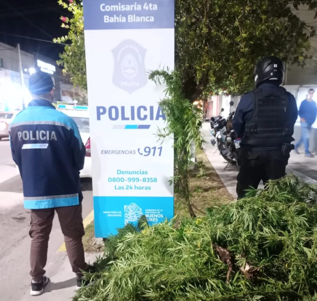 Allanaron la casa de un alumno de la Secundaria 46 por amenazas de tiroteo