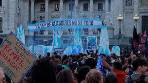 Traicionaron al pueblo una vez más: diputados aprobó las modificaciones a la Ley de Glaciares