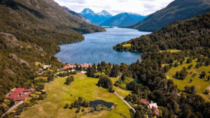 Milei y Lewis acordaron en secreto la compra fraudulenta de Lago Escondido