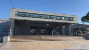 Un bebé fue internado con lesiones cerebrales en Mendoza y detuvieron al padrastro