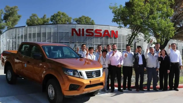 ¿Hasta cuándo seguirá la crisis automotriz?: Nissan deja de producir en Argentina