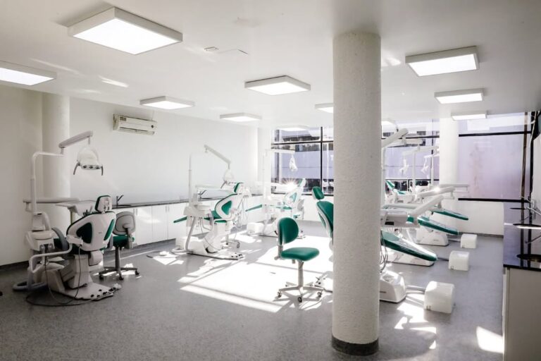 La UNLP inauguró una clínica de última generación apostando a la salud pública