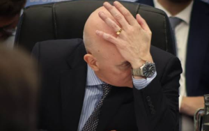 Espert se negó a declarar y la defensa sostuvo que no ha cometido delito alguno