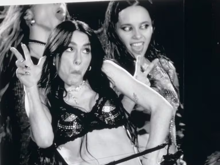 ¿Dónde quedó la libertad?: prohíben la música de Lali en Radio Nacional