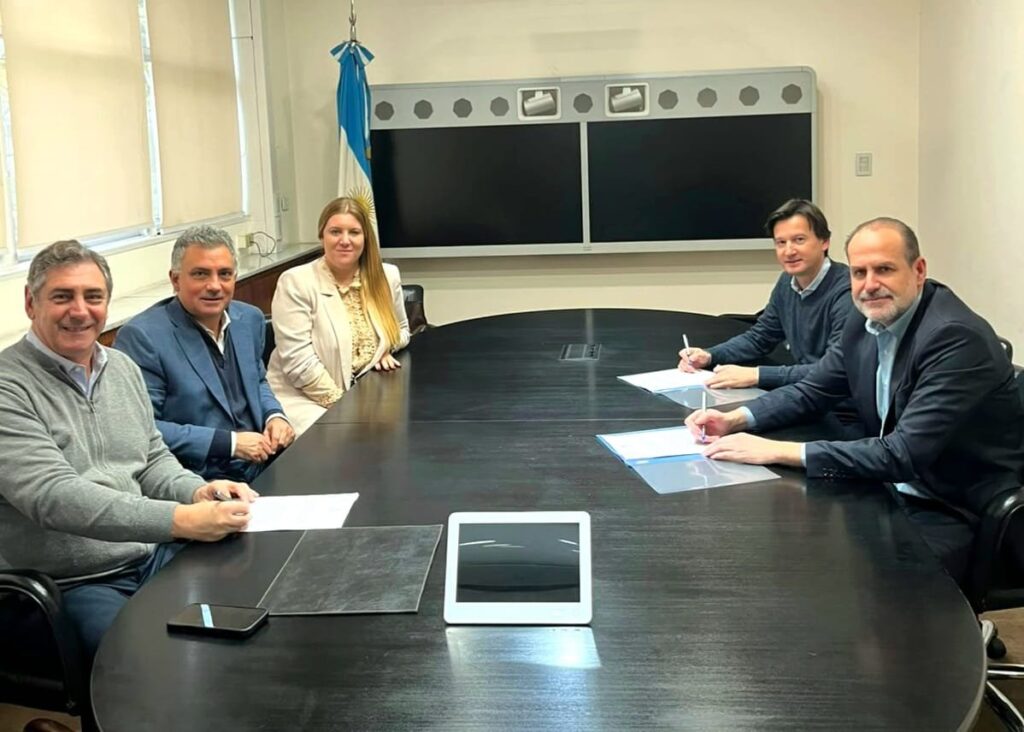Tras tanta espera: Susbielles firmó un acuerdo para iniciar obras de refacción en la zona de El Cholo