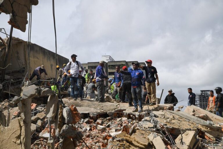 Ya sin 5346 las víctimas fatales en Venezuela y convocan a familiares de víctimas para pruebas de ADN