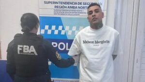 Detuvieron a Callejero Fino en Tigre: manejaba sin patente y le encontraron un arma