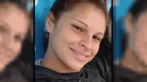 Femicidio en Luján: fue asesinada a puñaladas frente a sus tres hijos