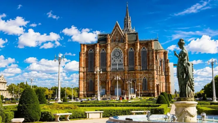 La catedral de La Plata ganó como la más linda del mundo con el 93% de los votos