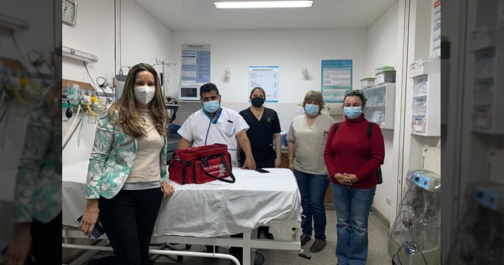 El gobierno deja sin salud pública a extranjeros sin residencia