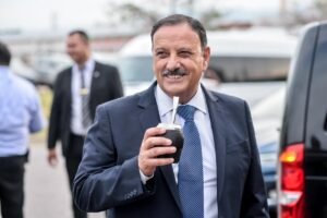 Quintela anunció tres medidas bancarias de alivio financiero en La Rioja