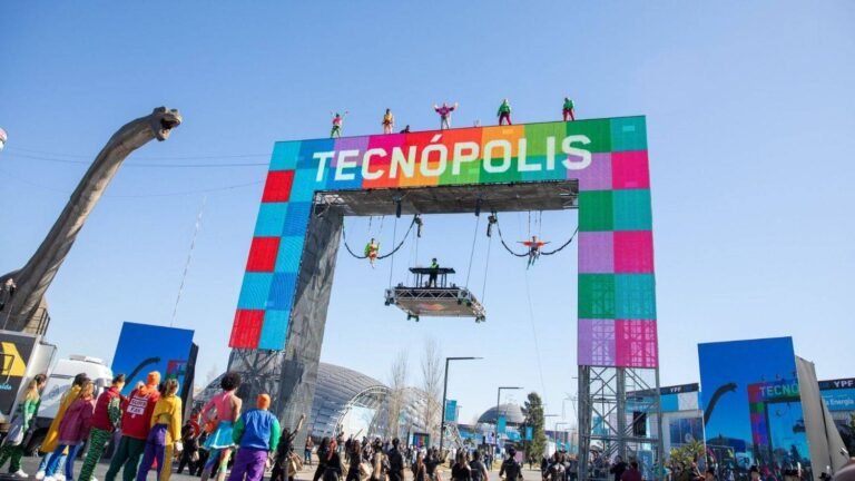 Los Milei entregaron la concesión de Tecnópolis al grupo La Nación y Live Nation