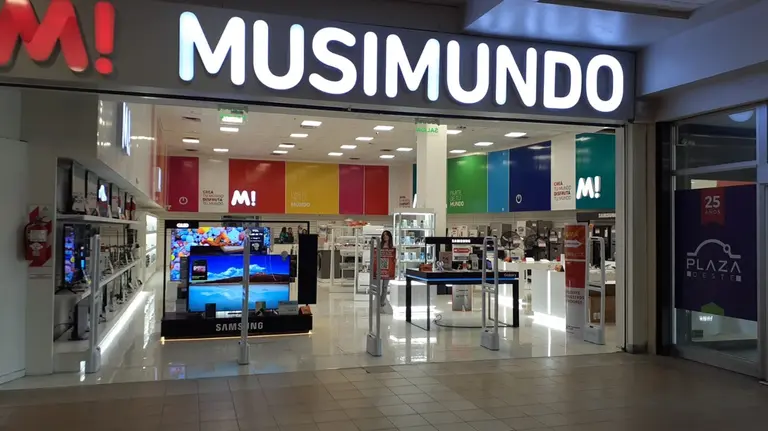 Otra afectada por la crisis: la dueña de Musimundo fue declarada en quiebra