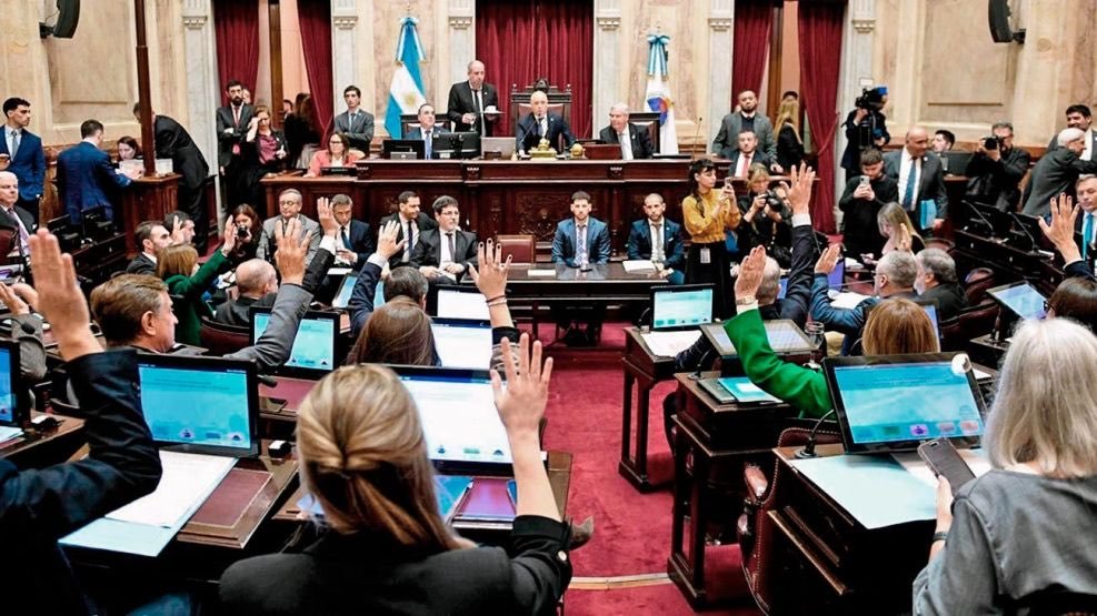 Los senadores cobrarán $13 millones en 2027