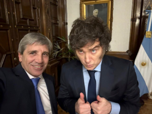 Denunciaron penalmente a Milei y Caputo por incumplir la Ley de Financiamiento Universitario
