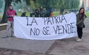 La Corte suspendió el artículo del DNU 70 que derogaba la Ley de Tierras