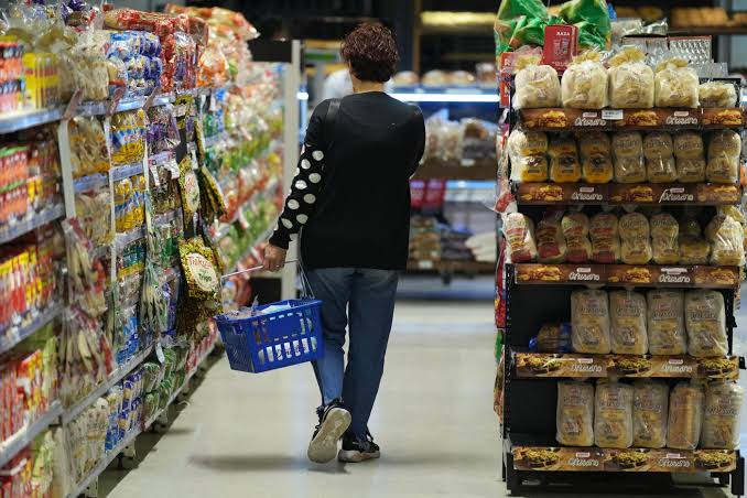 Argentina en crisis: el 80% asegura que su salario pierde contra la inflación